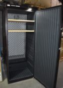 1 x Liebherr WKt 6451 GrandCru Solid Single Door Brown Upright Wine Cabinet - RRP £3,800 -