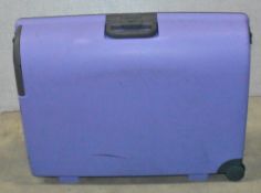 1 x CARLTON Purple Suitcase - 57X75X25Cm - NO VAT ON THE HAMMER - Ref: MMG117/MMGP1 - CL955 -