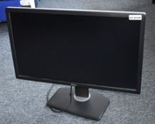 1 x Dell UltraSharp U2713HM 27 Inch Monitor with LED Screen and 2560 x 1440 Resolution