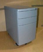 1 x Under Desk Drawer Pedestal in Grey - 56(H) X 31(W) X 56(D) cm