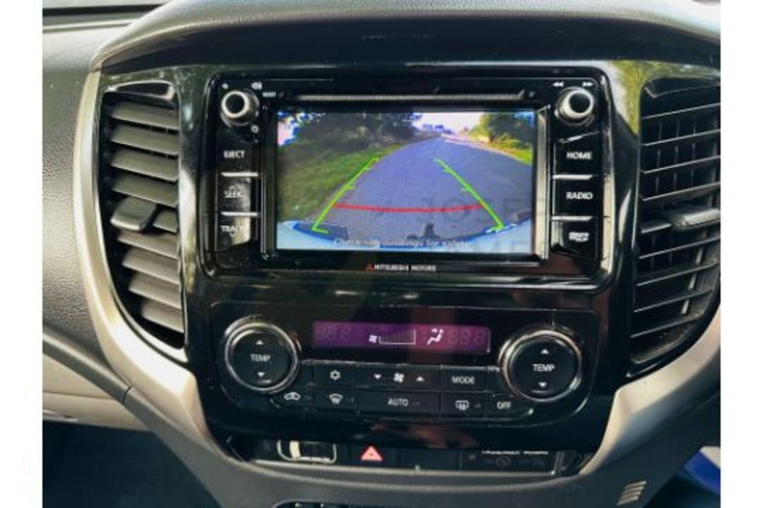 MITSUBISHI L200 "WARRIOR" 2.4DI-D "AUTO START/STOP DOUBLE CAB - 67 REG - LEATHER - MASSIVE SPEC - Image 31 of 33