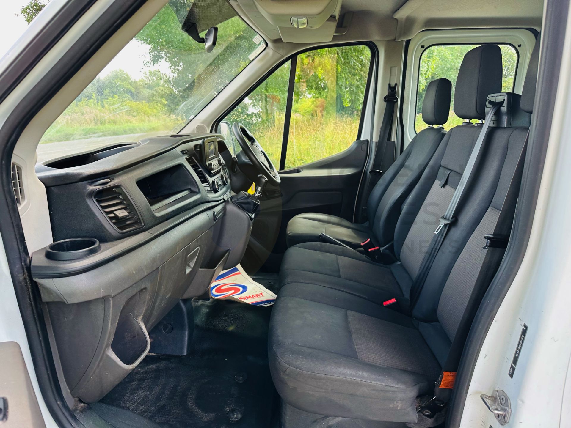 FORD TRANSIT 130 T350 *LWB - DOUBLE CAB TIPPER* (2021 EURO 6) 2.0 TDCI 'ECOBLUE' *LEADER* (3500 KG) - Image 17 of 31