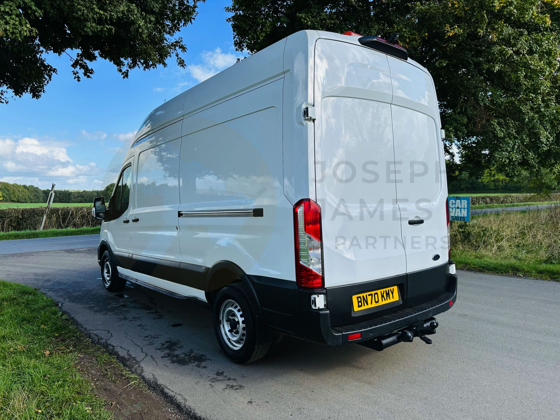 FORD TRANSIT 130 T350 *LWB HI-ROOF* (2021 - EURO 6) 2.0 TDCI 'ECOBLUE' *LEADER EDITION* - 1 OWNER! - Image 7 of 30
