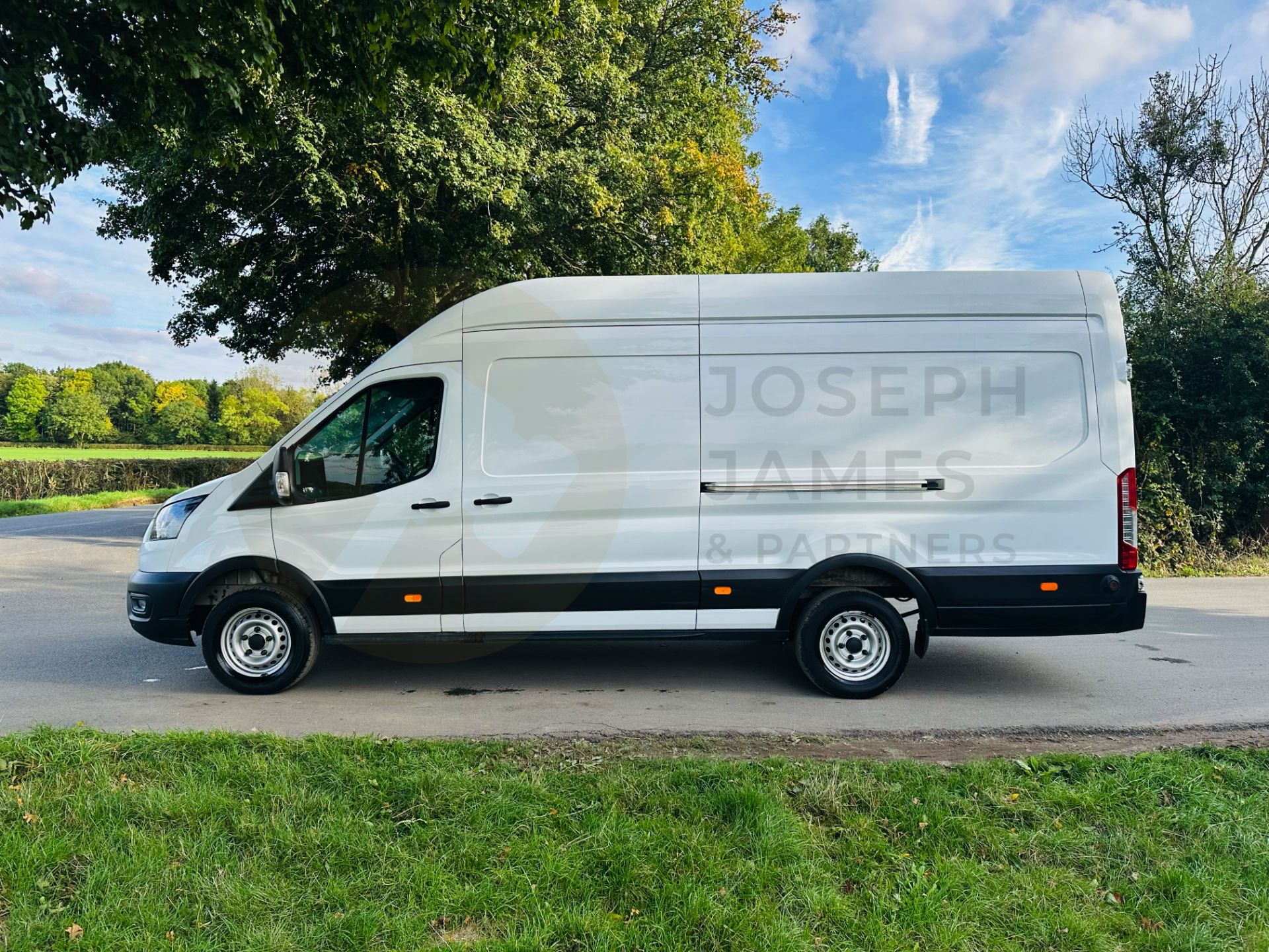 (ON SALE) FORD TRANSIT T350 2.0TDCI (130) XLWB JUMBO *ECOBLUE* - 21 REG - ONLY 70K MILES - - Image 6 of 30
