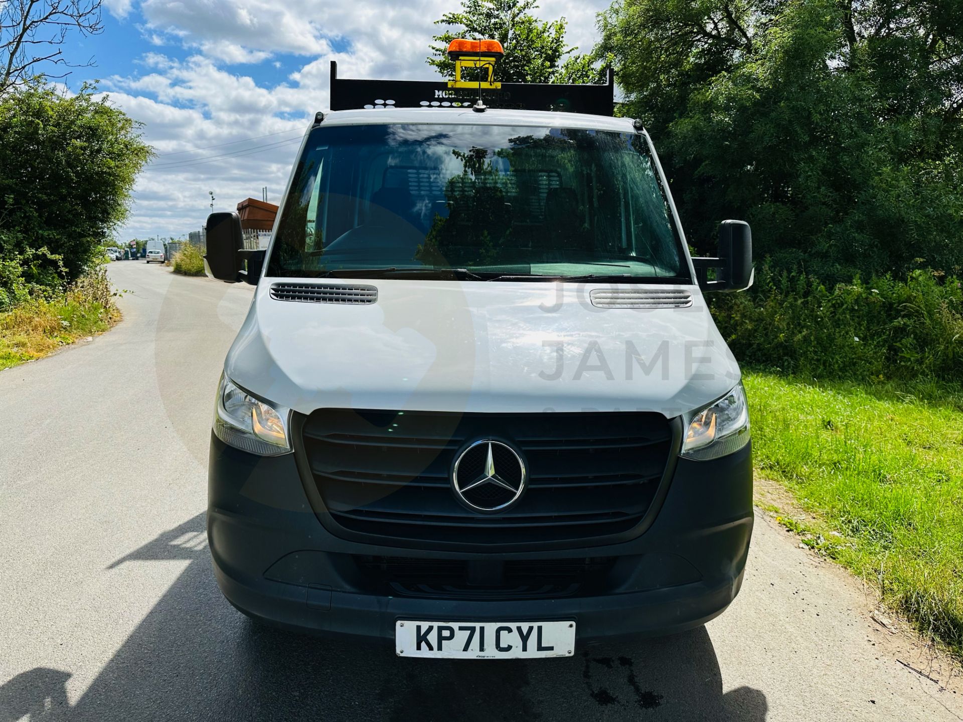 (ON SALE) MERCEDES SPRINTER 315CDI RWD *LWB D/C TIPPER* (2022 - FACELIFT MODEL) *EURO 6* (3500KG) - Image 3 of 33