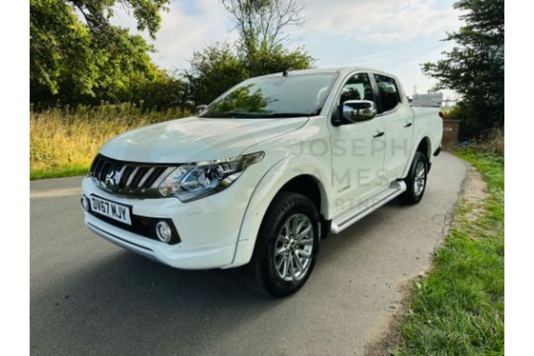 MITSUBISHI L200 "WARRIOR" 2.4DI-D "AUTO START/STOP DOUBLE CAB - 67 REG - LEATHER - MASSIVE SPEC - Image 4 of 33