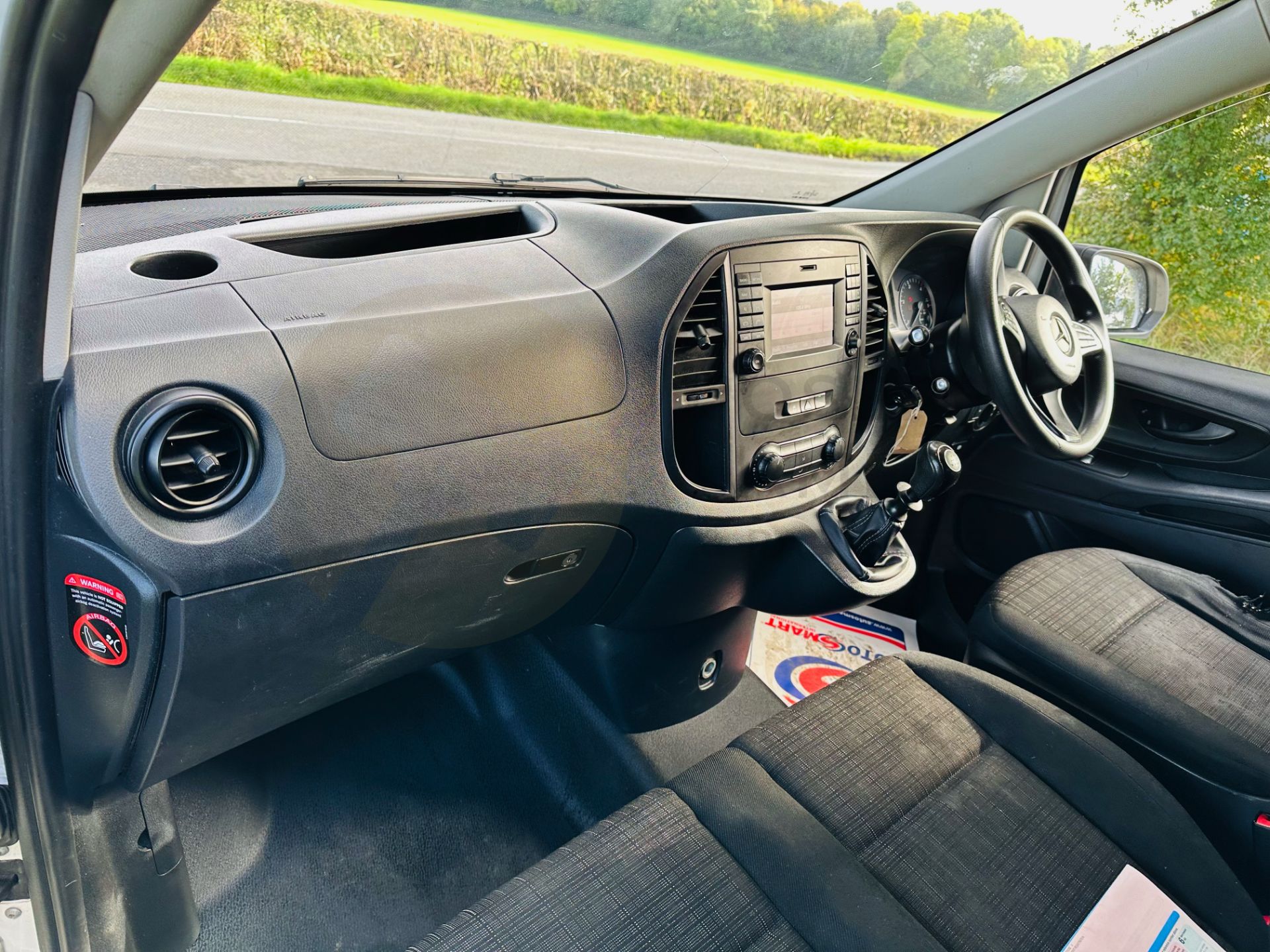 MERCEDES-BENZ VITO 114 CDI *BLUETEC* LWB - 19 REG - ONLY 1 OWNER FROM NEW - ULEZ COMPLAINT - Image 18 of 30