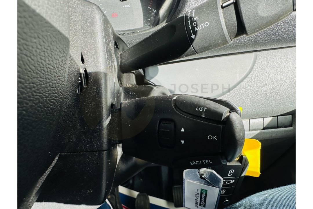 (ON SALE) CITROEN DISPATCH XS1000 BLUEHDI *ENTERPRISE EDITION* (20 REG) - AIR CON - 1 OWNER! - Image 28 of 30