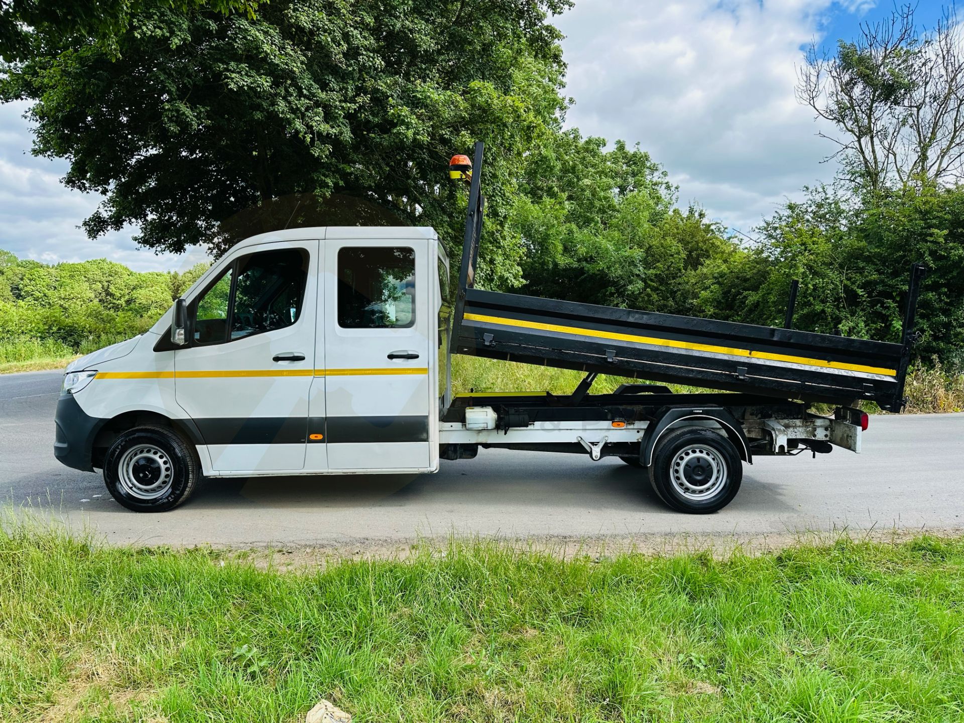 (ON SALE) MERCEDES SPRINTER 315CDI RWD *LWB D/C TIPPER* (2022 - FACELIFT MODEL) *EURO 6* (3500KG) - Image 6 of 33
