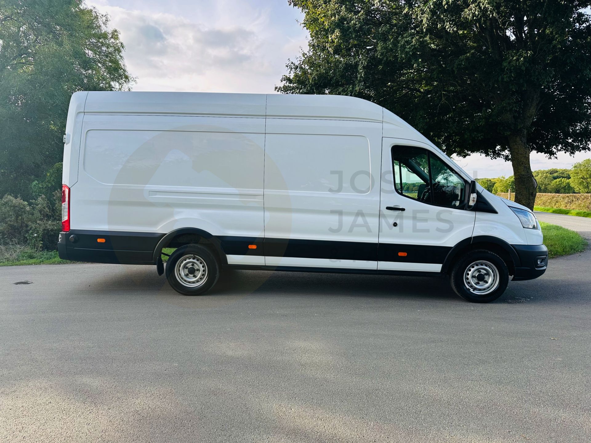 (ON SALE) FORD TRANSIT T350 2.0TDCI (130) XLWB JUMBO *ECOBLUE* - 21 REG - ONLY 70K MILES - - Image 10 of 30