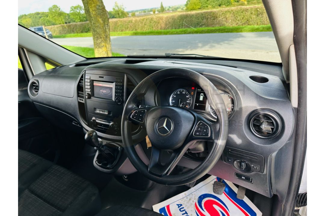 MERCEDES-BENZ VITO 116 CDI *BLUETEC* LWB - 2020 MODEL - ONLY 1 OWNER FROM NEW - ULEZ COMPLAINT - Image 19 of 28