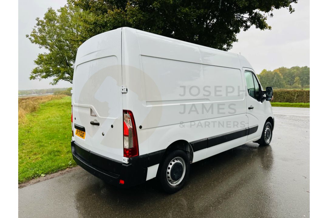 VAUXHALL MOVANO F3500 2.3 CDTI BI TURBO *MEDIUM WHEEL BASE - 2022 MODEL - ULEZ COMPLIANT - Image 9 of 26