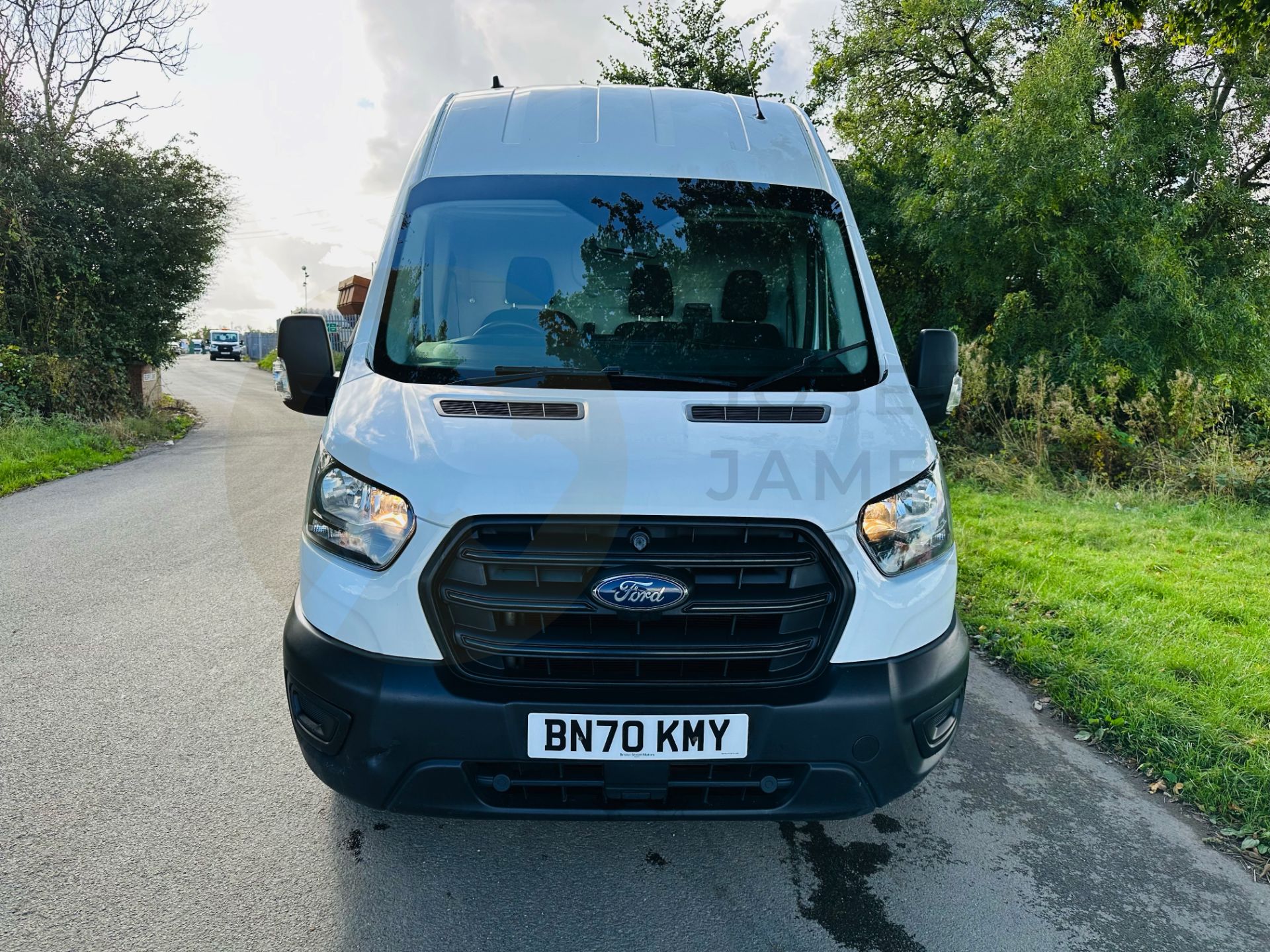 FORD TRANSIT 130 T350 *LWB HI-ROOF* (2021 - EURO 6) 2.0 TDCI 'ECOBLUE' *LEADER EDITION* - 1 OWNER! - Image 3 of 30