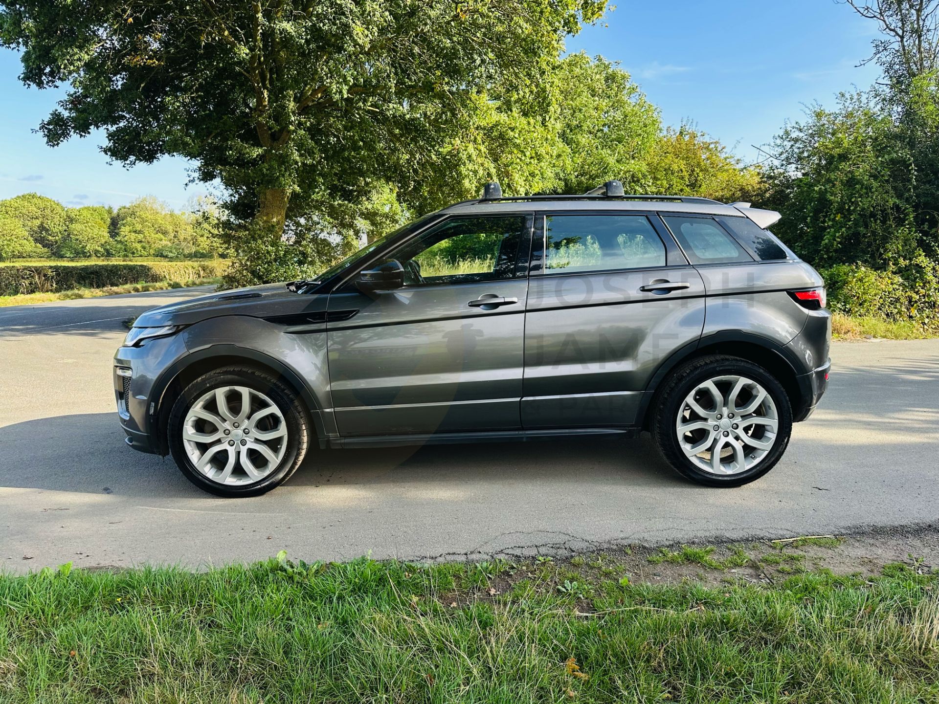 (ON SALE) RANGE ROVER EVOQUE *HSE DYNAMIC* 5 DOOR SUV (2017 - EURO 6) 2.0 TD4 - AUTO S/S (NO VAT) - Image 6 of 35
