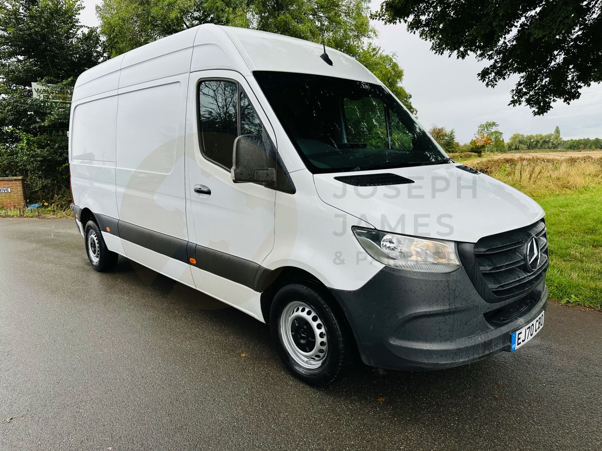 MERCEDES-BENZ SPRINTER 314CDI *PROGRESSIVE* MWB HI-ROOF (2021 - FACELIFT MODEL) *EURO 6* (1 OWNER) - Image 2 of 26