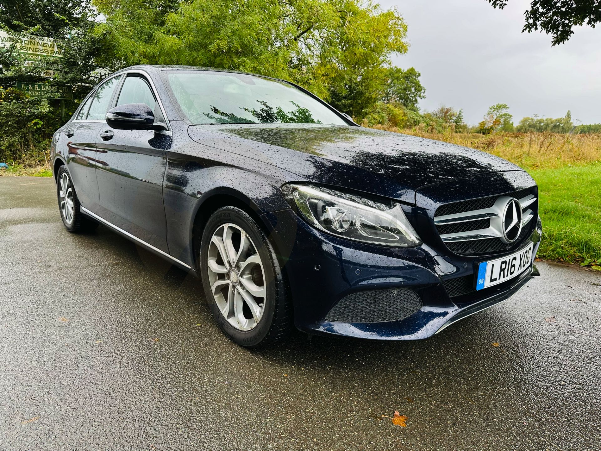 MERCEDES C220D *SPORT EDITION* (16 REG) 7G -TRONIC AUTOMATIC - 1 OWNER - SERVICE HISTORY -EURO 6 - Image 2 of 34