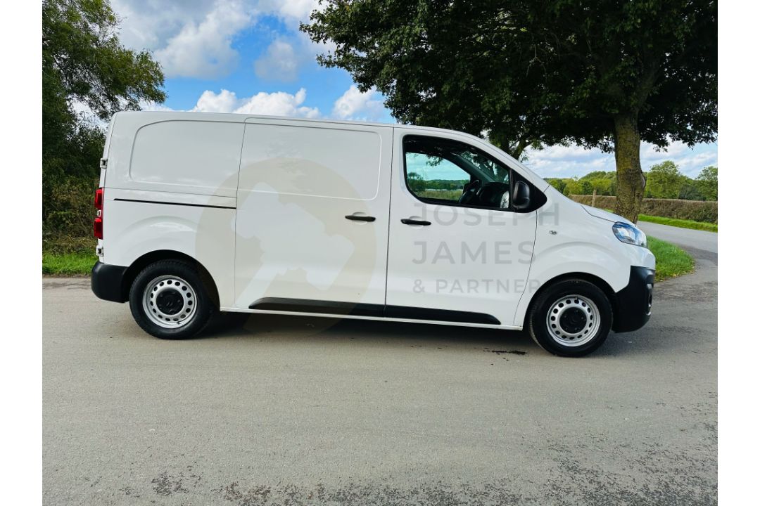 (ON SALE) CITROEN DISPATCH XS1000 BLUEHDI *ENTERPRISE EDITION* (20 REG) - AIR CON - 1 OWNER! - Image 10 of 30
