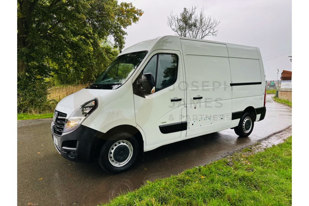 VAUXHALL MOVANO F3500 2.3 CDTI BI TURBO *MEDIUM WHEEL BASE - 2022 MODEL - ULEZ COMPLIANT - Image 4 of 26