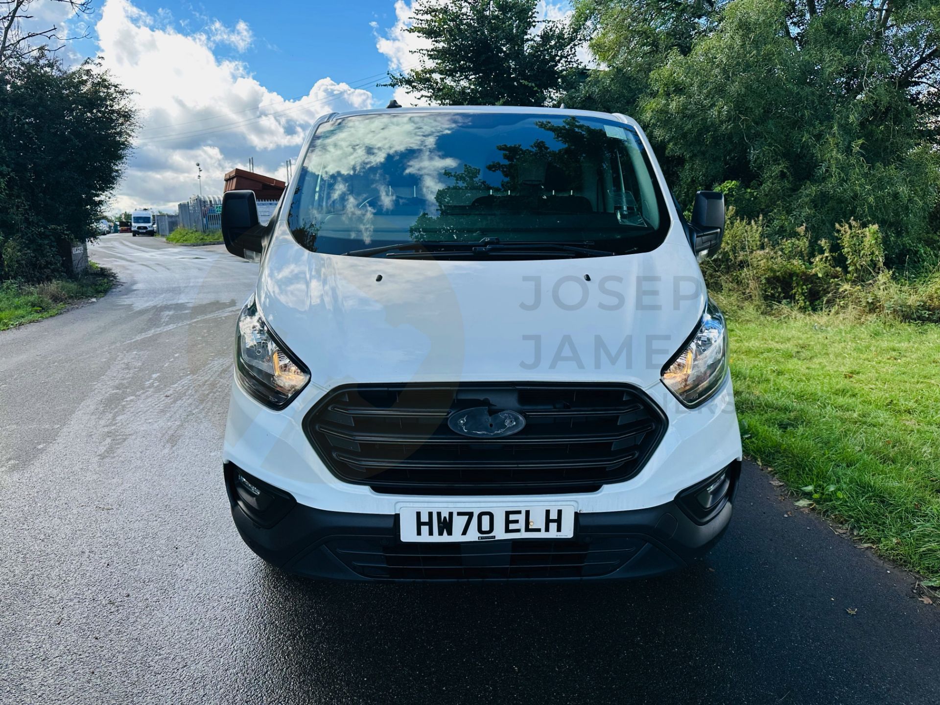 (ON SALE) FORD TRANSIT CUSTOM 300 *LEADER* SWB - PANEL VAN (2021 - EURO 6) 2.0 TDCI 'ECO-BLUE' - Image 3 of 29