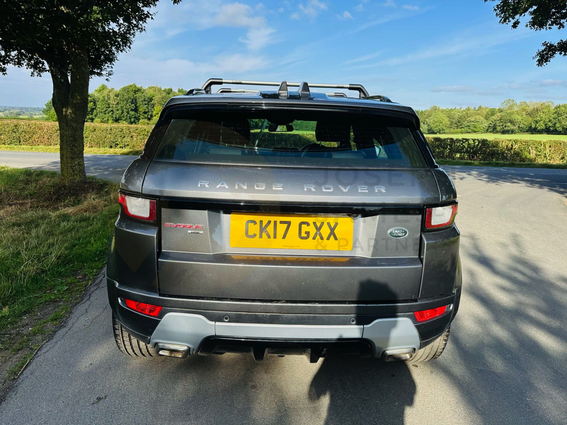 (ON SALE) RANGE ROVER EVOQUE *HSE DYNAMIC* 5 DOOR SUV (2017 - EURO 6) 2.0 TD4 - AUTO S/S (NO VAT) - Image 8 of 35