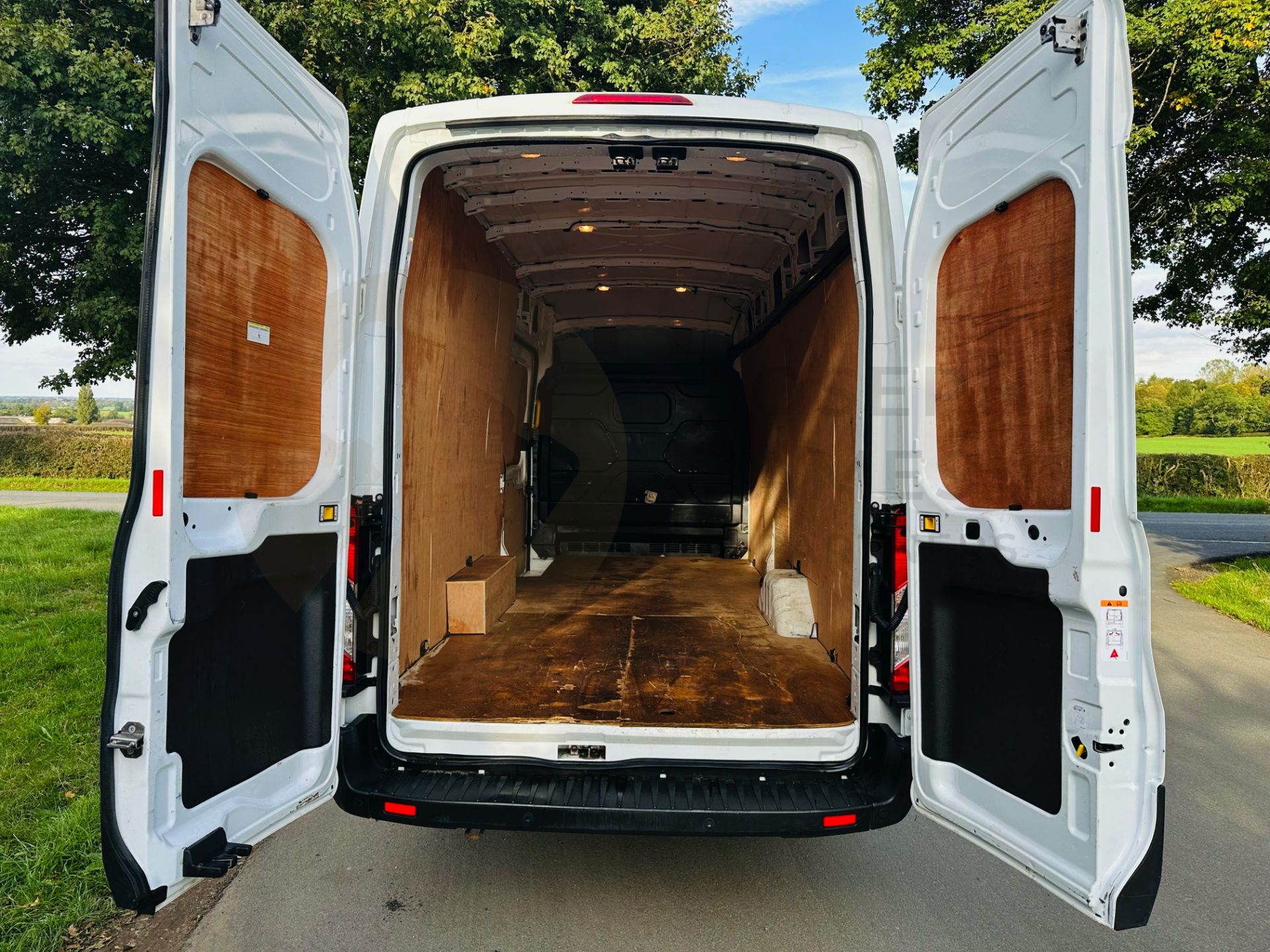 (ON SALE) FORD TRANSIT T350 2.0TDCI (130) XLWB JUMBO *ECOBLUE* - 21 REG - ONLY 70K MILES - - Image 11 of 30