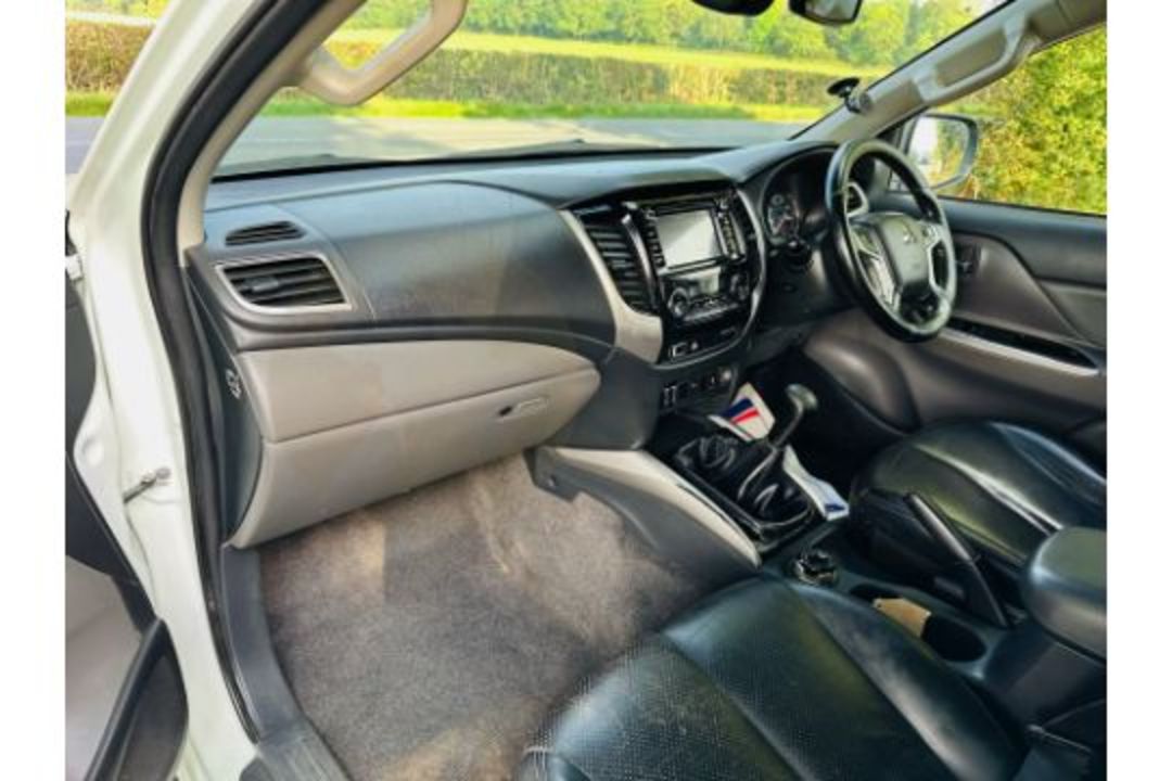 MITSUBISHI L200 "WARRIOR" 2.4DI-D "AUTO START/STOP DOUBLE CAB - 67 REG - LEATHER - MASSIVE SPEC - Image 18 of 33