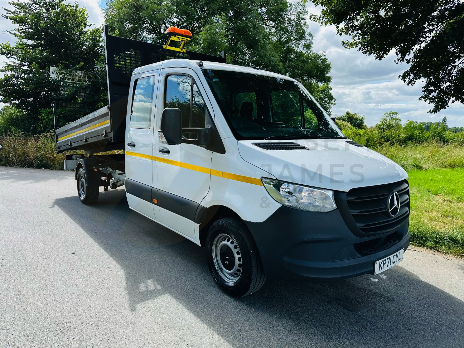 (ON SALE) MERCEDES SPRINTER 315CDI RWD *LWB D/C TIPPER* (2022 - FACELIFT MODEL) *EURO 6* (3500KG) - Image 2 of 33