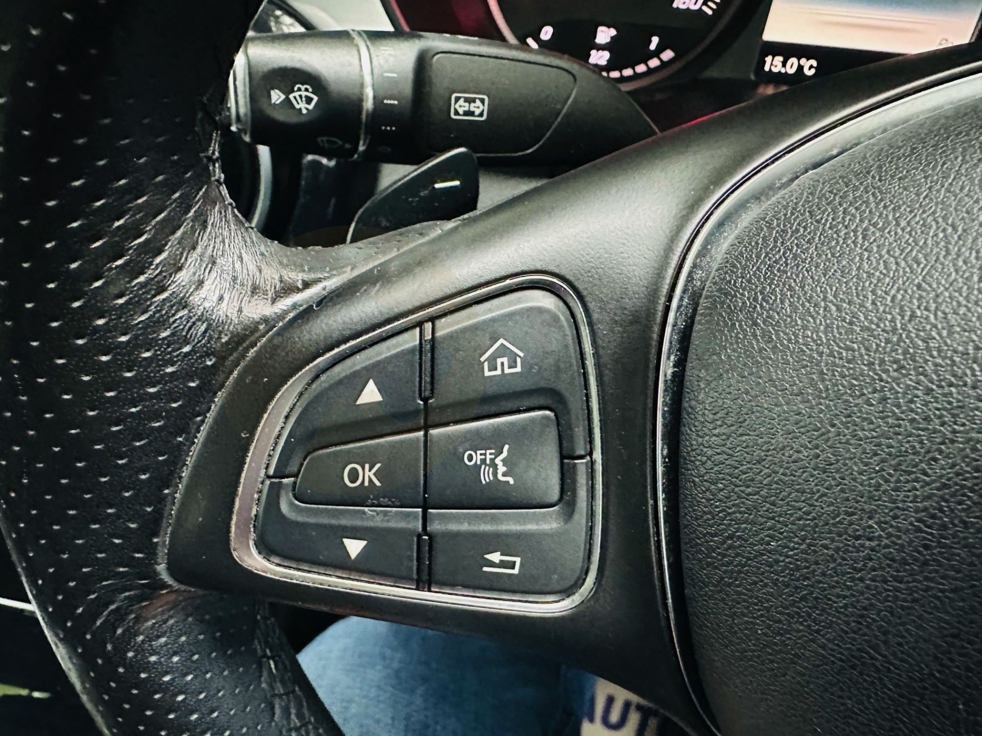MERCEDES C220D *SPORT EDITION* (16 REG) 7G -TRONIC AUTOMATIC - 1 OWNER - SERVICE HISTORY -EURO 6 - Image 28 of 34