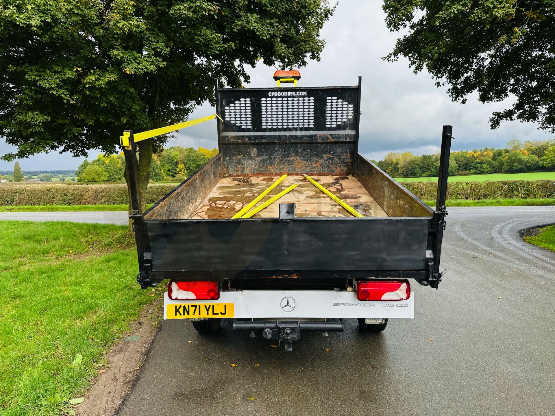 MERCEDES SPRINTER 315CDI *TIPPER TRUCK* 2022 MODEL - 1 OWNER - 3500KG GROSS - ONLY 50K MILES -EURO 6 - Image 8 of 26