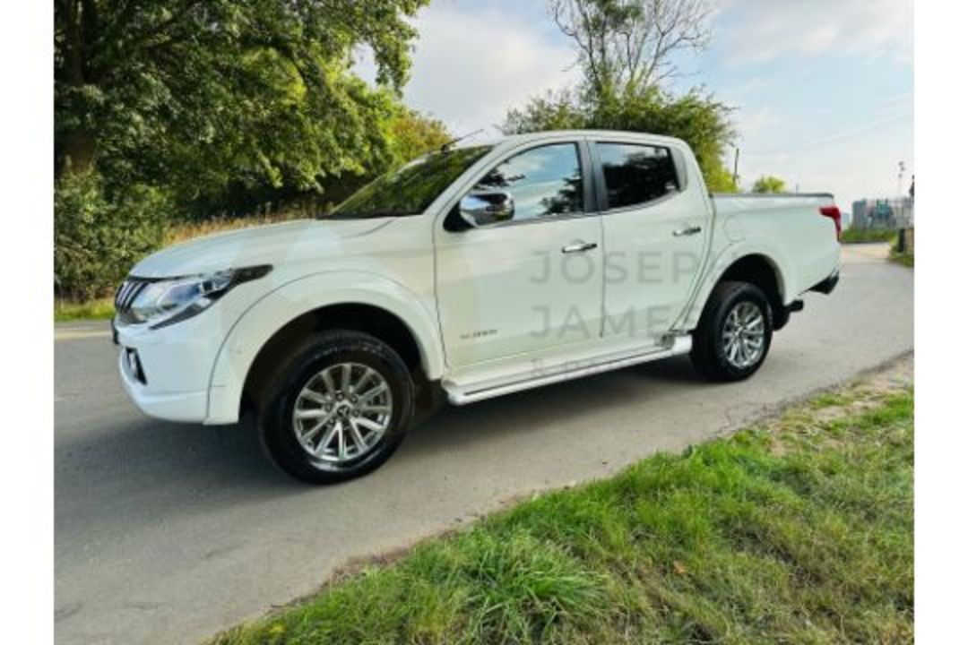 MITSUBISHI L200 "WARRIOR" 2.4DI-D "AUTO START/STOP DOUBLE CAB - 67 REG - LEATHER - MASSIVE SPEC - Image 5 of 33