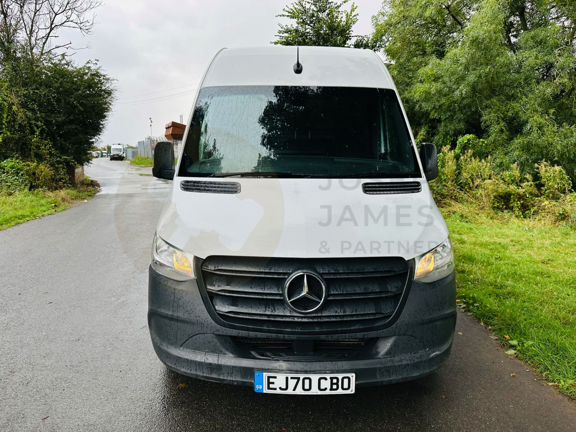 MERCEDES-BENZ SPRINTER 314CDI *PROGRESSIVE* MWB HI-ROOF (2021 - FACELIFT MODEL) *EURO 6* (1 OWNER) - Image 3 of 26