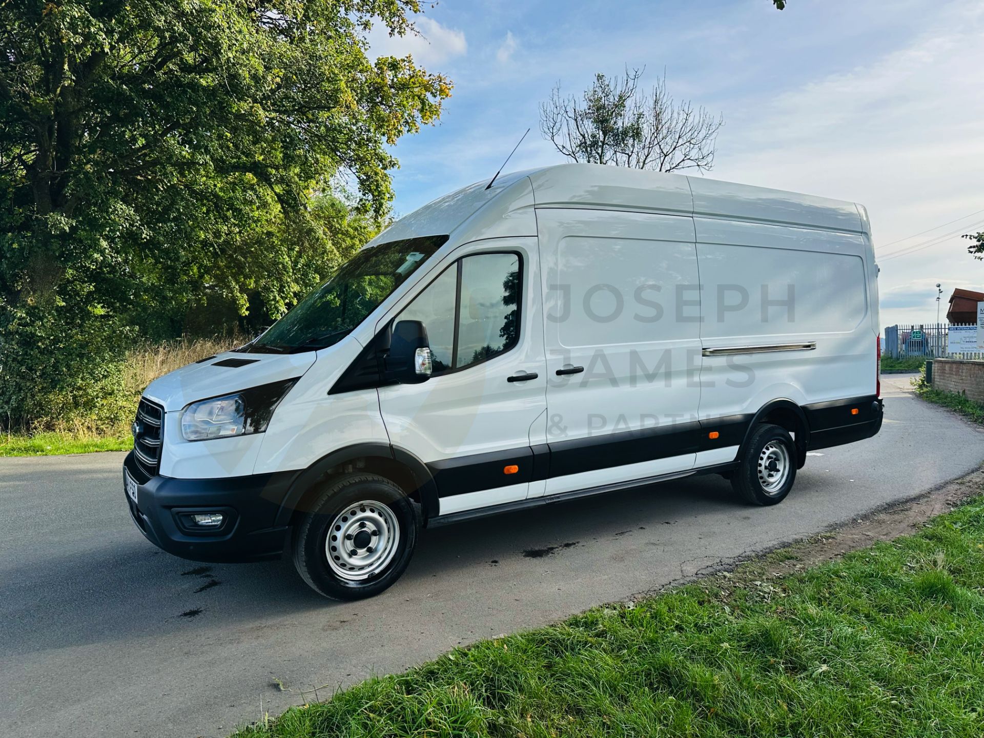 (ON SALE) FORD TRANSIT T350 2.0TDCI (130) XLWB JUMBO *ECOBLUE* - 21 REG - ONLY 70K MILES - - Image 5 of 30