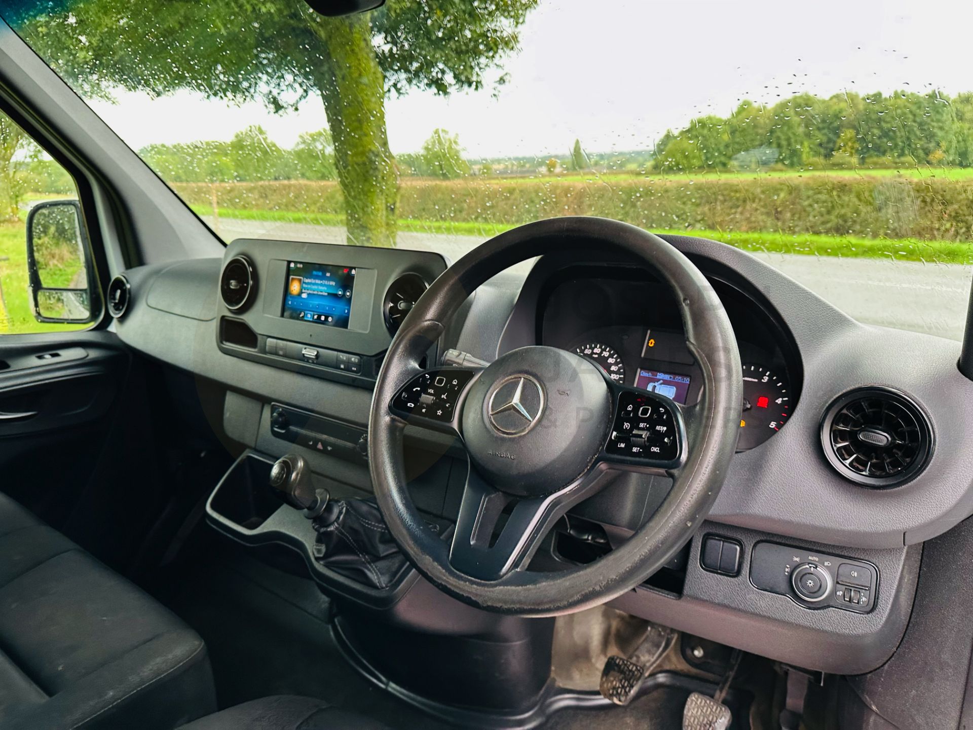 MERCEDES-BENZ SPRINTER 314CDI *PROGRESSIVE* MWB HI-ROOF (2021 - FACELIFT MODEL) *EURO 6* (1 OWNER) - Image 18 of 26