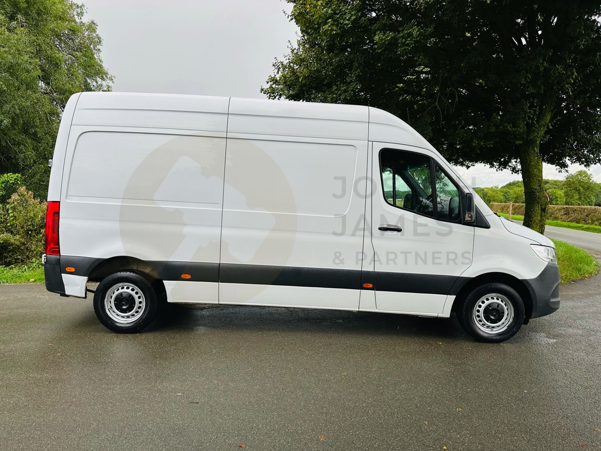 MERCEDES-BENZ SPRINTER 314CDI *PROGRESSIVE* MWB HI-ROOF (2021 - FACELIFT MODEL) *EURO 6* (1 OWNER) - Image 10 of 26