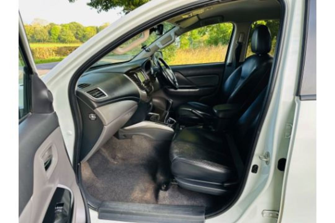 MITSUBISHI L200 "WARRIOR" 2.4DI-D "AUTO START/STOP DOUBLE CAB - 67 REG - LEATHER - MASSIVE SPEC - Image 16 of 33