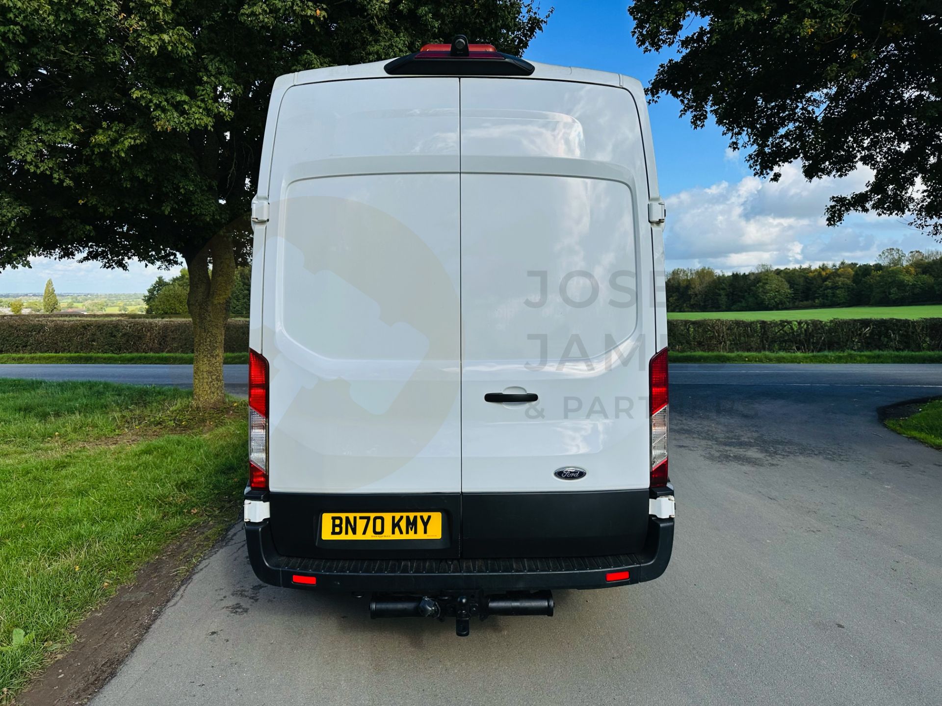 FORD TRANSIT 130 T350 *LWB HI-ROOF* (2021 - EURO 6) 2.0 TDCI 'ECOBLUE' *LEADER EDITION* - 1 OWNER! - Image 8 of 30