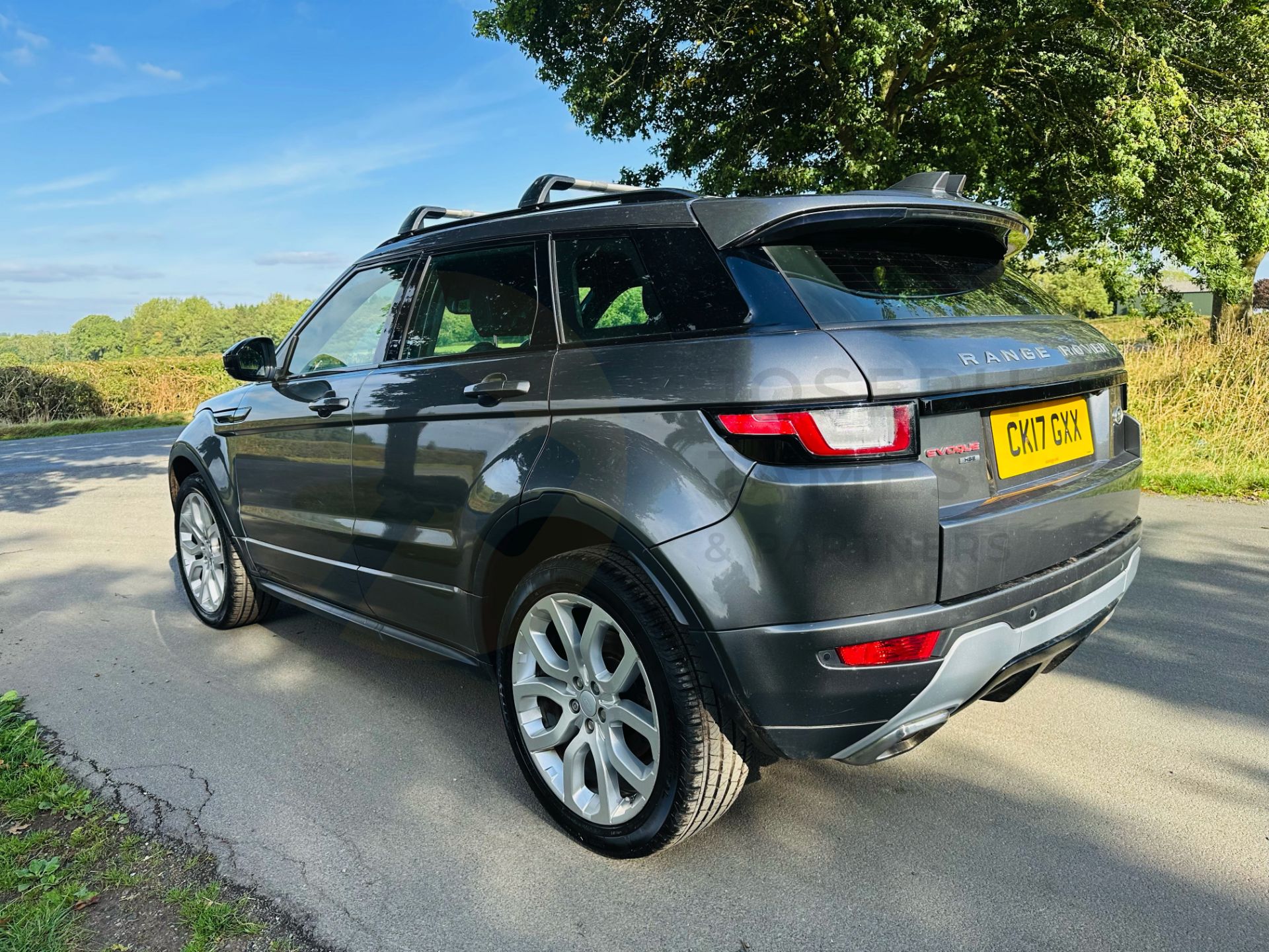 (ON SALE) RANGE ROVER EVOQUE *HSE DYNAMIC* 5 DOOR SUV (2017 - EURO 6) 2.0 TD4 - AUTO S/S (NO VAT) - Image 7 of 35