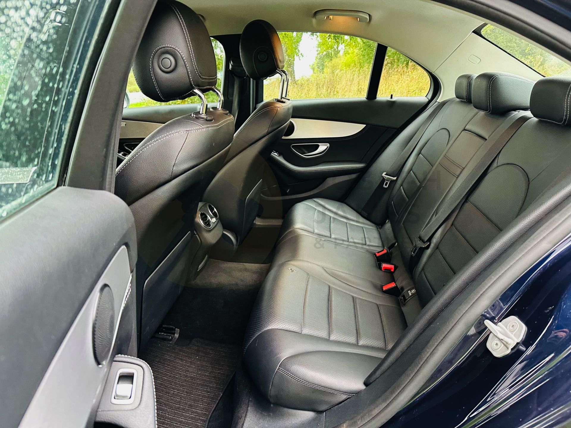 MERCEDES C220D *SPORT EDITION* (16 REG) 7G -TRONIC AUTOMATIC - 1 OWNER - SERVICE HISTORY -EURO 6 - Image 14 of 34