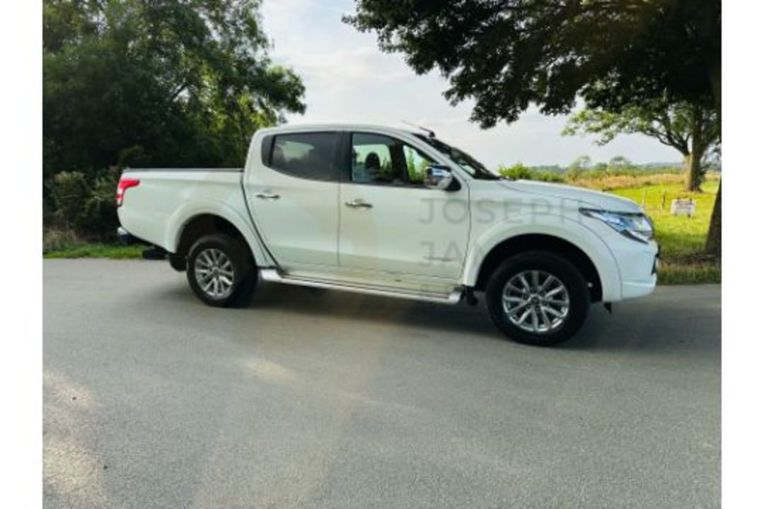 MITSUBISHI L200 "WARRIOR" 2.4DI-D "AUTO START/STOP DOUBLE CAB - 67 REG - LEATHER - MASSIVE SPEC - Image 2 of 33