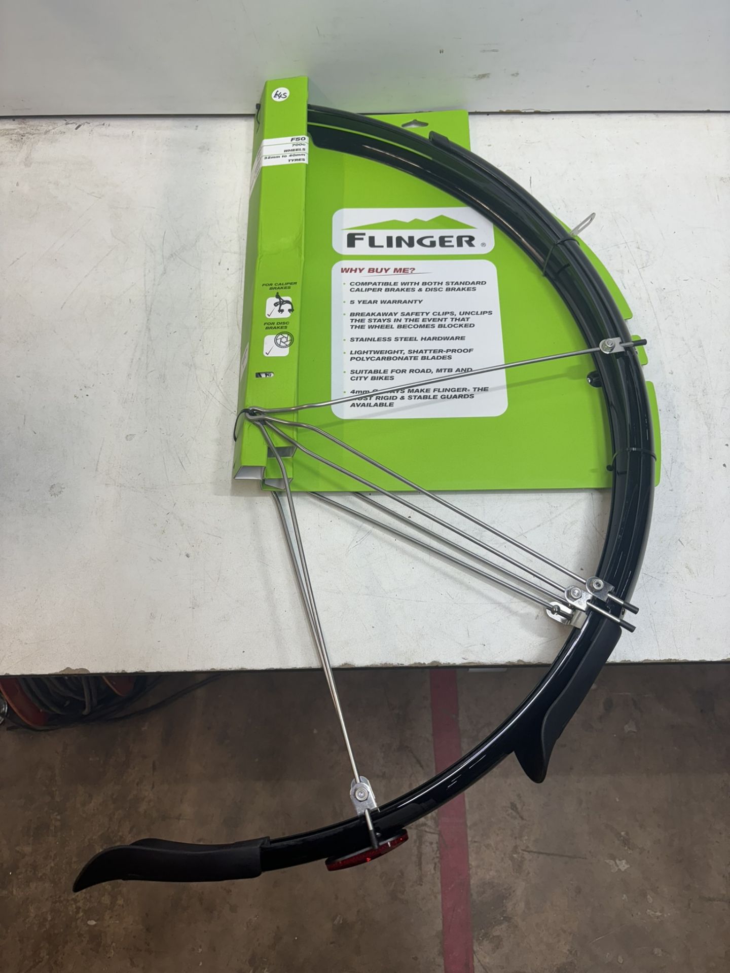 3 x Flinger Deluxe 700C Mudguards, 32mm - 40mm Tyres - Image 2 of 4