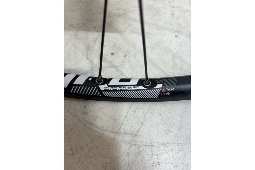 Tru-build Wheels 27.5" 650B TRU BUILD REAR WHEEL - Image 5 of 8