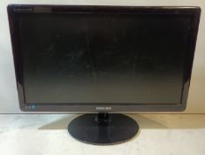 5 x Samsung Monitors
