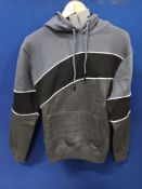 1,891 x Mens Paneled Hoodie With Piping GA-536