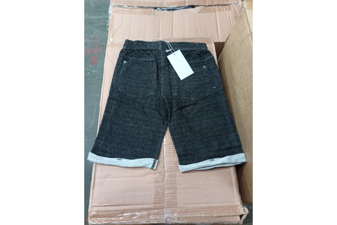 1,229 x Boys Yarn Dyed Shorts With Roll Cuff | ZERO VAT ON HAMMER - Image 5 of 10