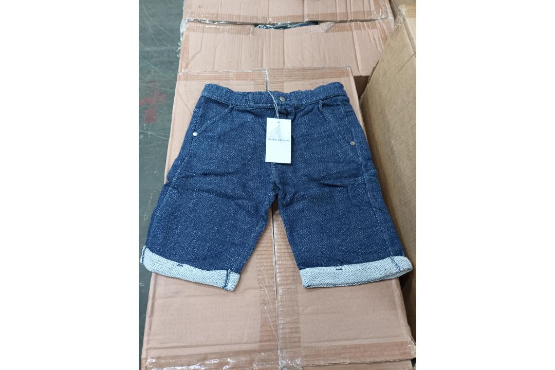 1,229 x Boys Yarn Dyed Shorts With Roll Cuff | ZERO VAT ON HAMMER - Image 1 of 10