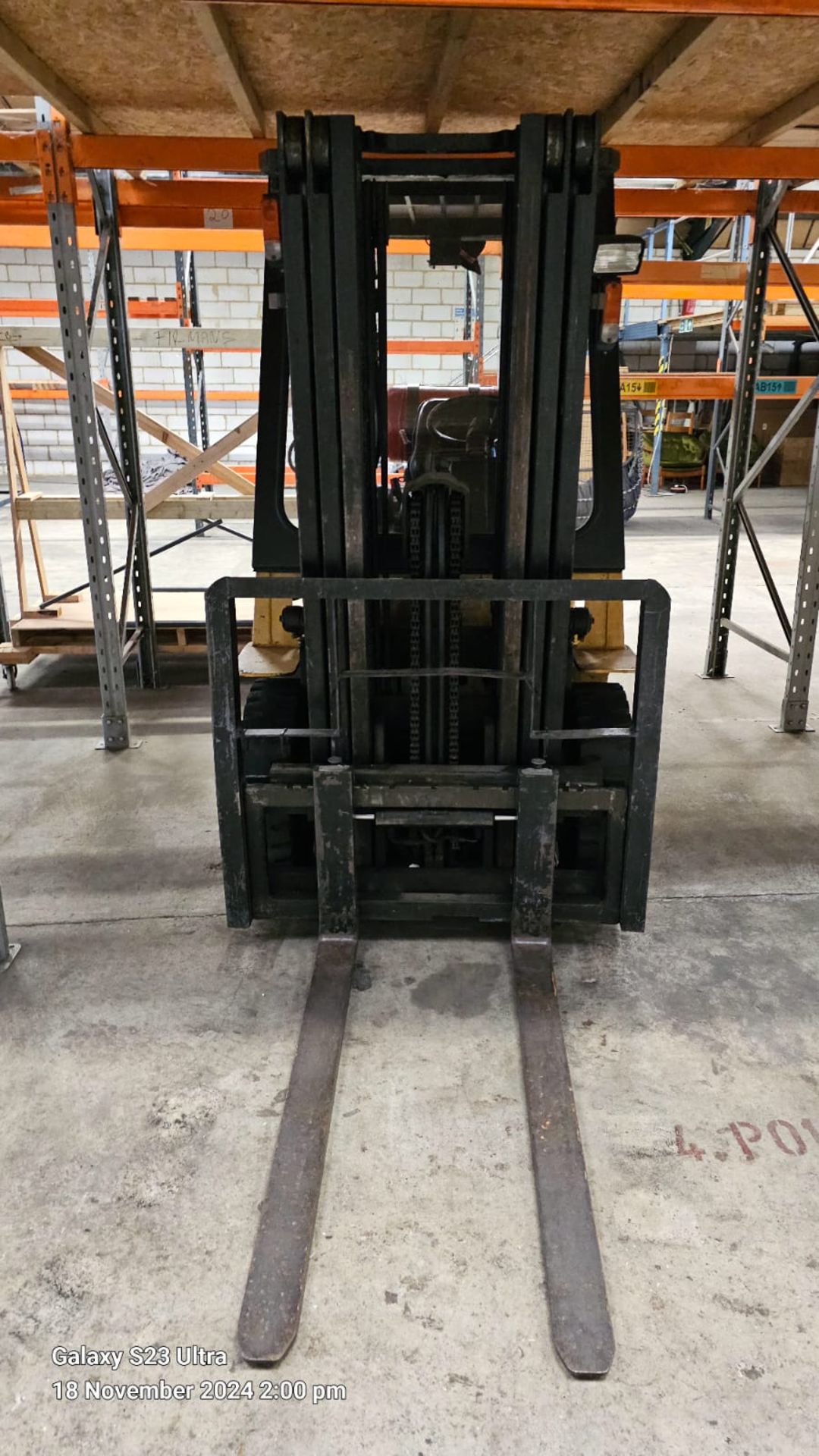 CAT GP25 2.5t LPG Forklift Truck | SPARES & REPAIRS - SEE DESCRIPTION - Image 2 of 10