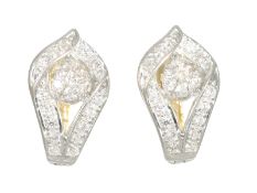 Ohrschmuck: attraktive Ohrstecker aus 14K Gold mit farblosen Steinen
