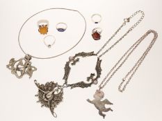Konvolut vintage Schmuck, Anhänger, Ketten, Armband, Ringe, Silber und versilbert