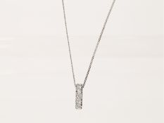 Kette/Collier: moderner Brillant-Goldschmiedeanhänger mit feiner Kette, ca. 0,25ct