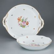 1 runde Tortenplatte mit Griffen und 1 runde Schale - Osier Bouquet (BHR). Herend 1960-1970er Jahre.